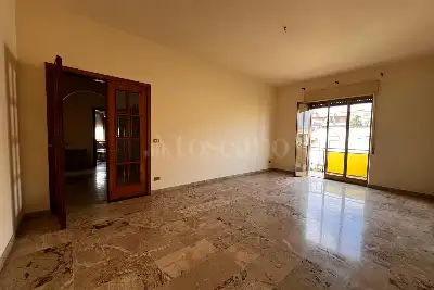 Palazzo in vendita, Via Don Luigi Orione, Reggio di Calabria