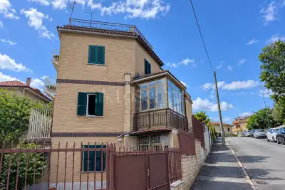 House for sale, Via dei Candiano, Roma