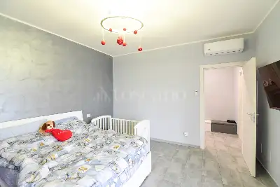 Casa in vendita, Via Resegone, Rogeno