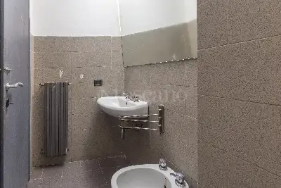 Loft in vendita, Viale Emilio Caldara, Milano