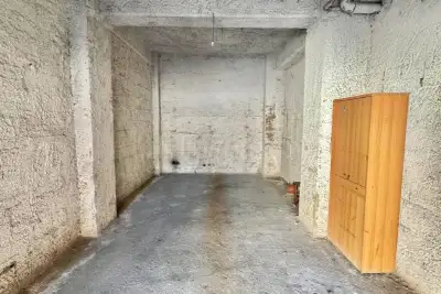 Box in affitto, Via Roma, Atripalda
