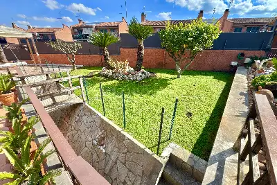 Villa Bifamiliare in vendita, Via Camillo Mastrocinque, Roma