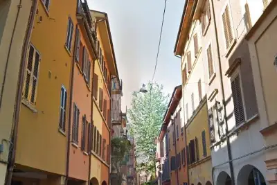 Magazzino in vendita, Via San Carlo, Bologna