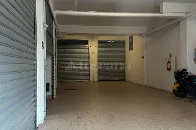 Garage in vendita, Via Francesco Marconi, Roma