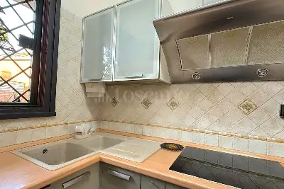 Villino a Schiera in vendita, Via degli Ossoli, Roma