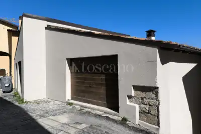Casa Indipendente in vendita, Via Centrale, L'Aquila