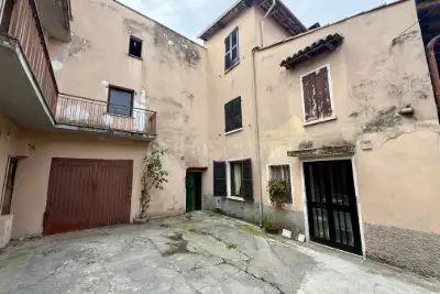 Casa Indipendente in vendita, Via Cristoforo Colombo, Borgosatollo