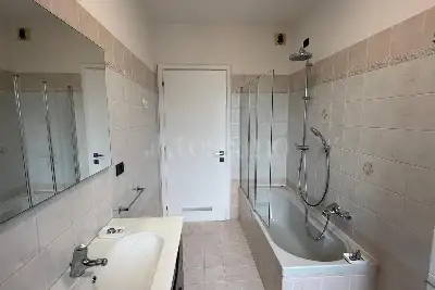 Casa in affitto, Via Roggia Molinara, Cernobbio