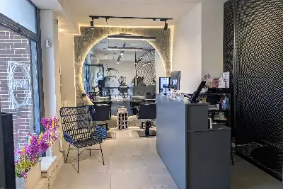 Negozio in vendita, Viale Gianluigi Bonelli, Roma