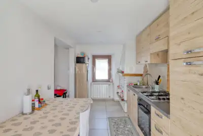 Casa in vendita, Via Andrea Figini, Valganna