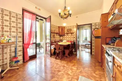 Villa in vendita, Via Fratelli Rosselli, Lograto