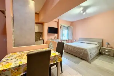 Casa in vendita, Via Tuscolana, Roma