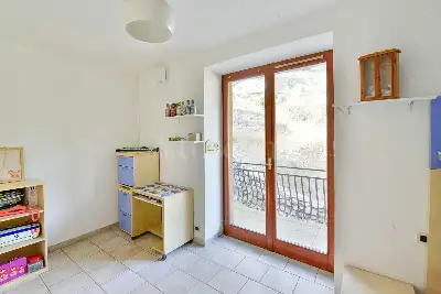 Casa in vendita, Via Vecchia Regina, Laglio