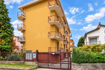 Casa in vendita, Via Giuseppe Grilloni, Como