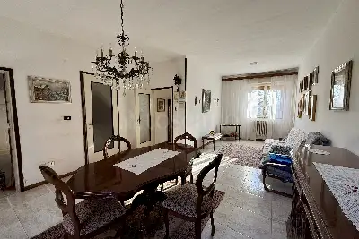 Villino a Schiera in vendita, Via San Francesco d'Assisi, Collebeato