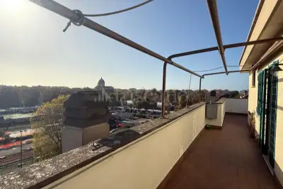 Superattico in vendita, Viale dei Romagnoli, Roma