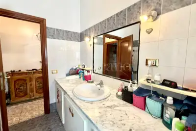 Casa in vendita, Via Ildebrando della Giovanna, Roma