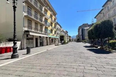 Negozio in affitto, Corso Vittorio Emanuele II, Avellino
