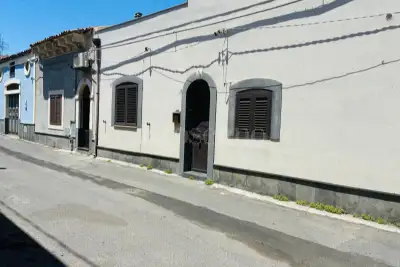 Casa Indipendente in vendita, Via della Marina, Catania