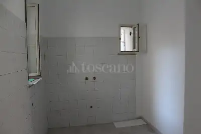 Negozio in vendita, Via Gabriele D'Annunzio, Cassino