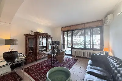 Casa in vendita, via remo la valle 3, Milano