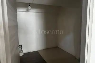 Negozio in affitto, Via Mario Greco, Catanzaro