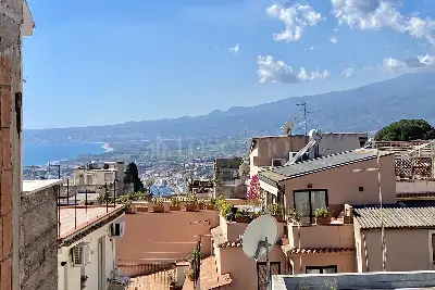 Palazzo in vendita, Vico Dei Pazzi Taormina, Taormina