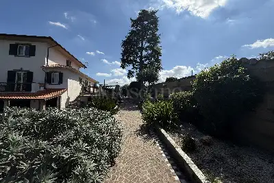 Villa Bifamiliare in vendita, Via Costa Rotonda , Marino