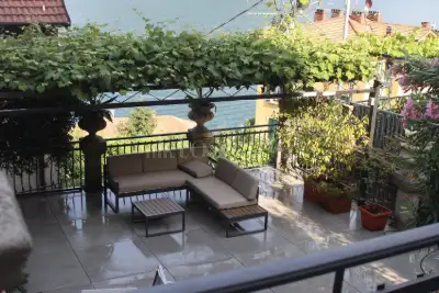Casa Indipendente in vendita, Via Schignano, Argegno