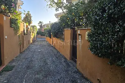 Villino a Schiera in vendita, Via Milano, Santa Marinella