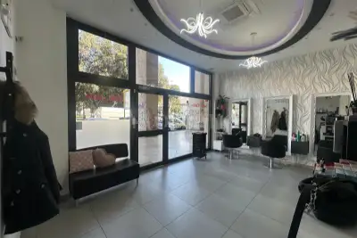 Attività Commerciale in vendita, Piazza San Giovanni Bosco, Roma