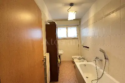 Casa in vendita, Via Savona, Milano