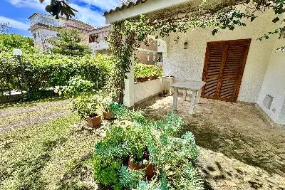 Villa in vendita, Viale delle Pratoline, Anzio