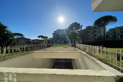 Ufficio in vendita, Via Michelangelo Peroglio, Roma