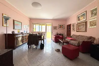 Casa in vendita, Via Carlo Avolio, Roma