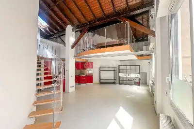Loft in vendita, Via Ugo Bassi 23, Milano