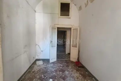 Palazzo in vendita, Via Alessandro Manzoni, Bari