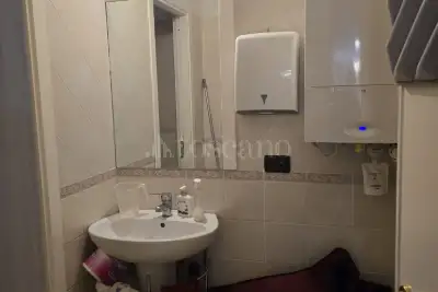 Magazzino in vendita, Via Ferruccio Parri, Avezzano