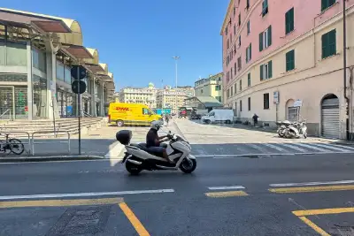 Magazzino in vendita, Passo Spartaco Ferradini, Genova