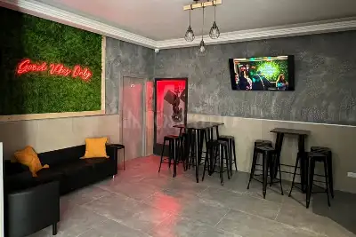 Albergo in vendita, Via Carlo Cattaneo, Roma