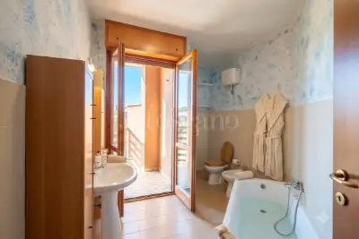 Casa in vendita, Via Carlo Bertinazzi, Roma