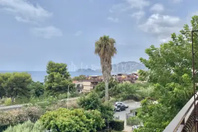 Casa in vendita, via Nuova, Letojanni