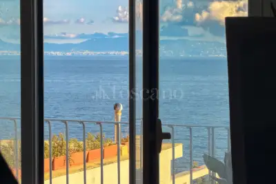 Casa in vendita, Via Marechiaro, Napoli