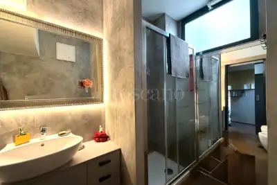 Casa in vendita, Via Achille Bizzoni, Milano