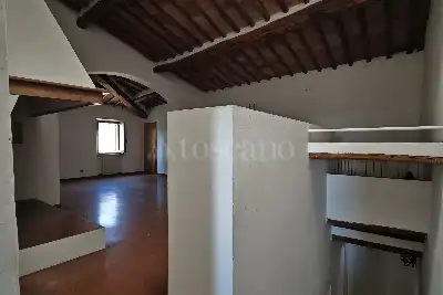 Casa in vendita, Strada del Colombaiolo, Siena