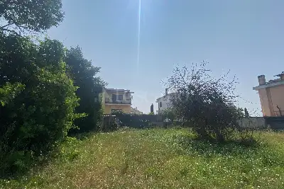 Edificabile Residenziali in vendita, Via Oleggio, Roma