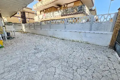 Casa in vendita, Via Polonia, Pomezia