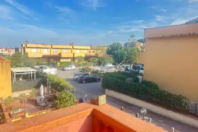 Villino a Schiera in vendita, Via Spadafora, Palermo