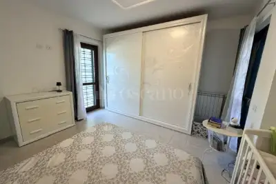 Casa Indipendente in vendita, Via Treviso, Pomezia