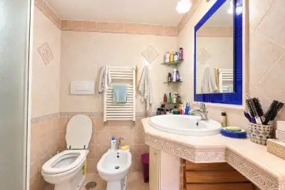 Casa in vendita, Via Taleggio, Roma